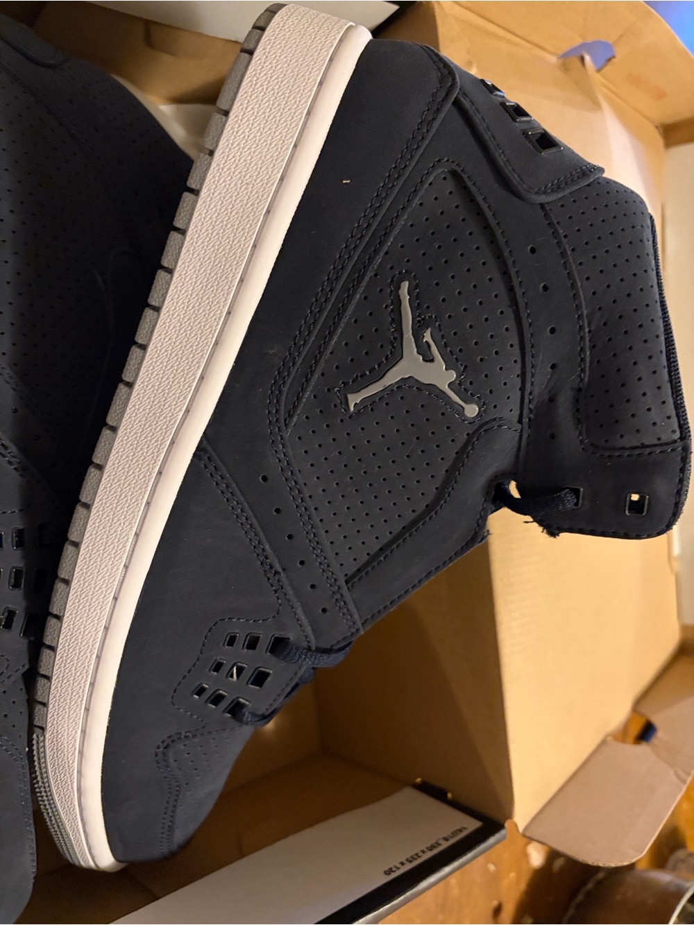 Jordan 1 Flight Box Label in Obsidian and White